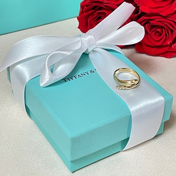 Tiffany & Co. Elsa Peretti Snake Ring in Yellow Gold with Diamonds sz 4.5 $4,100 - Picture 10 of 17